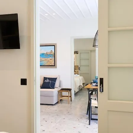 Apaggio Boutique House