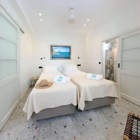 Apaggio Boutique House Dom wakacyjny Ándros